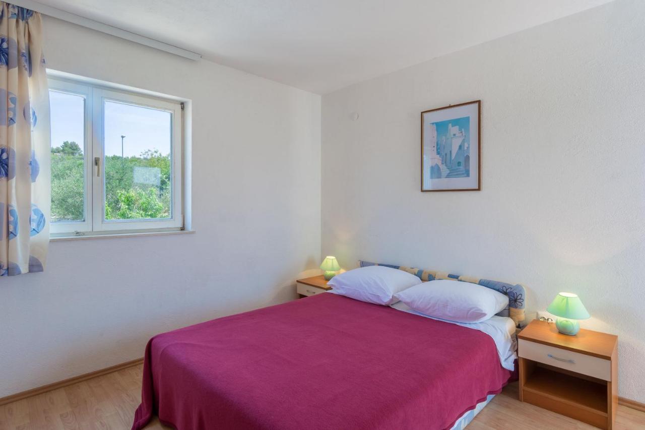 Apartments Nediljka 普利莫顿 外观 照片