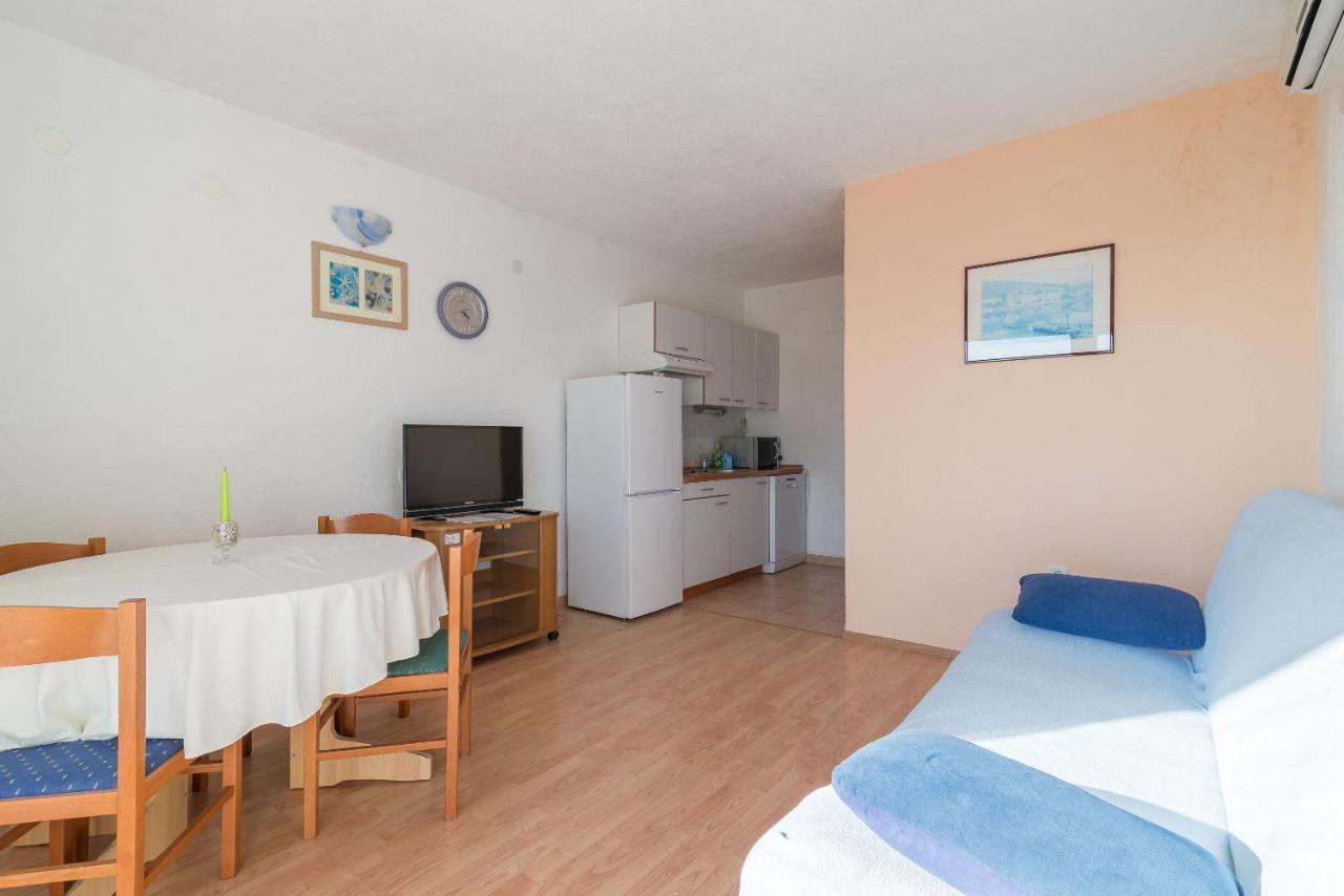 Apartments Nediljka 普利莫顿 外观 照片
