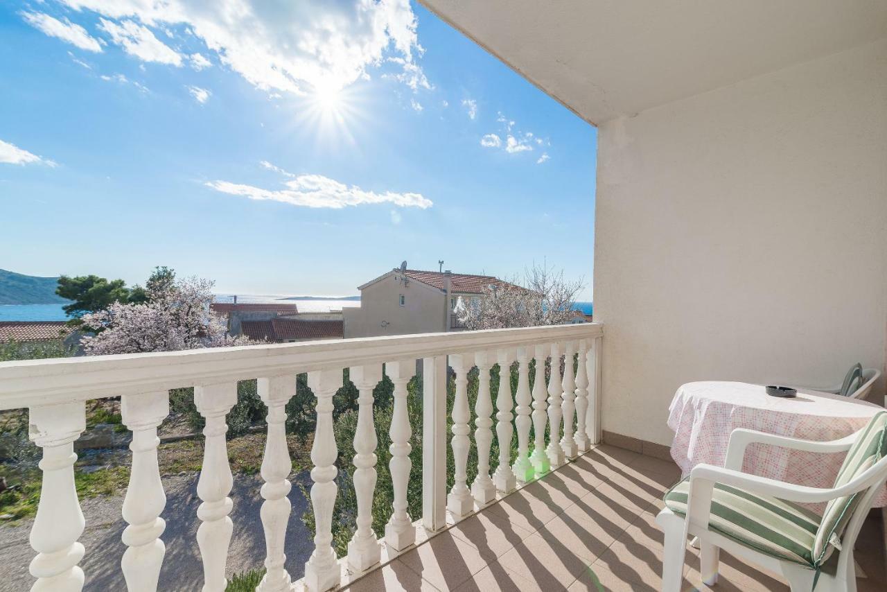 Apartments Nediljka 普利莫顿 客房 照片